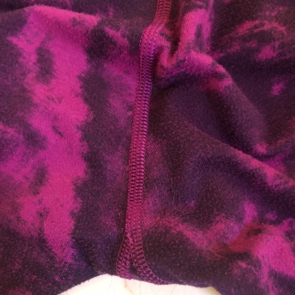 Lululemon Tie Dye Wunder Unders - Picture 13 of 13